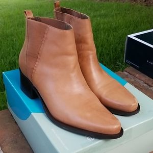 Nicole LAKE Camel Booties